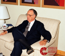 Camilo José Cela recibió en su residencia de El Clavín, en Guadalajara, la noticia de la concesión del Premio Nobel de Literatura el 19 de octubre de 1989. Camilo José Cela en Guadalajara en 1989, año en que recibió el Premio Nobel de Literatura