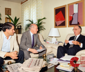 Camilo José Cela recibió en su residencia de El Clavín, en Guadalajara, la noticia de la concesión del Premio Nobel de Literatura el 19 de octubre de 1989. Camilo José Cela en Guadalajara en 1989, año en que recibió el Premio Nobel de Literatura
